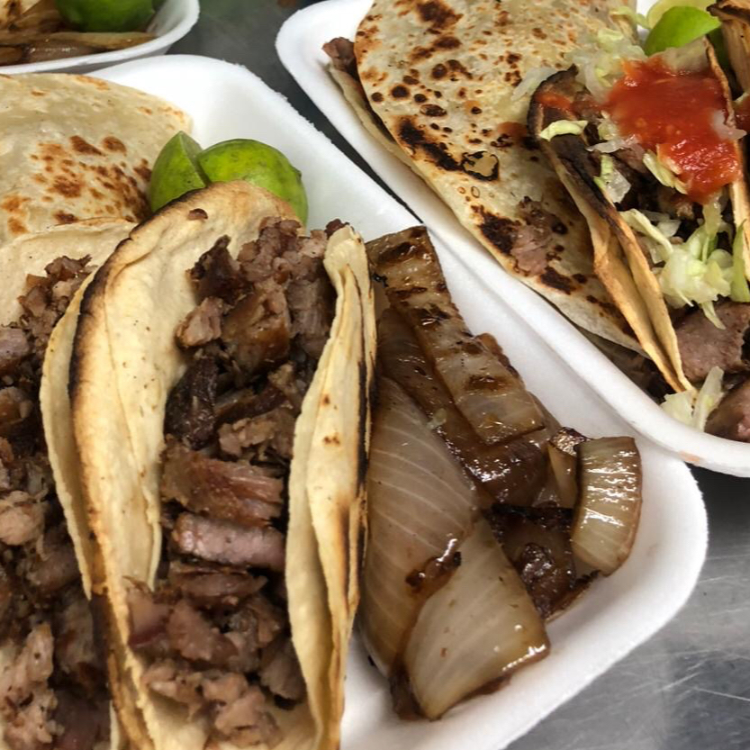 TACO DE CARNE ASADA