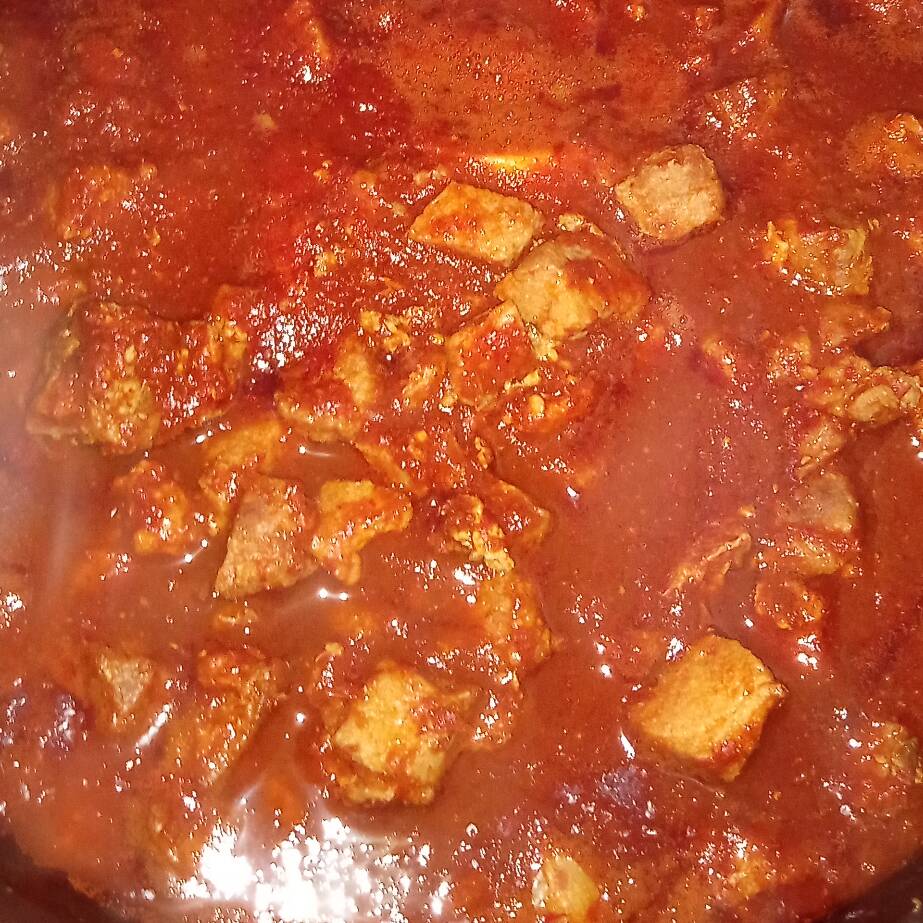 Quesadilla con Asado Rojo