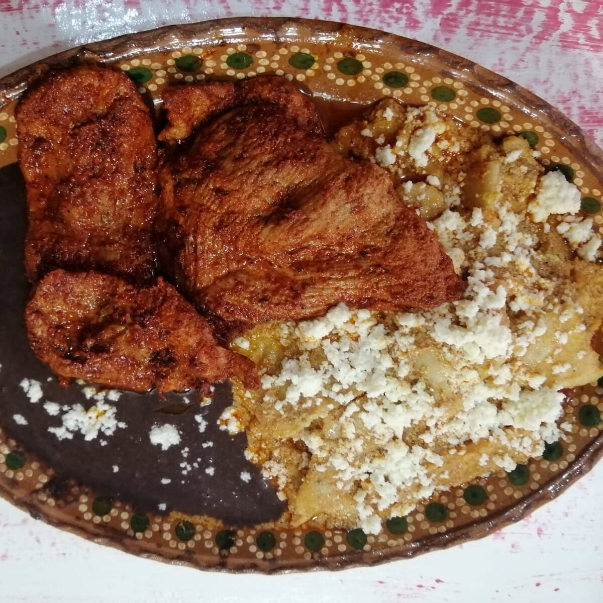 Estrujadas con Carne Enchilada