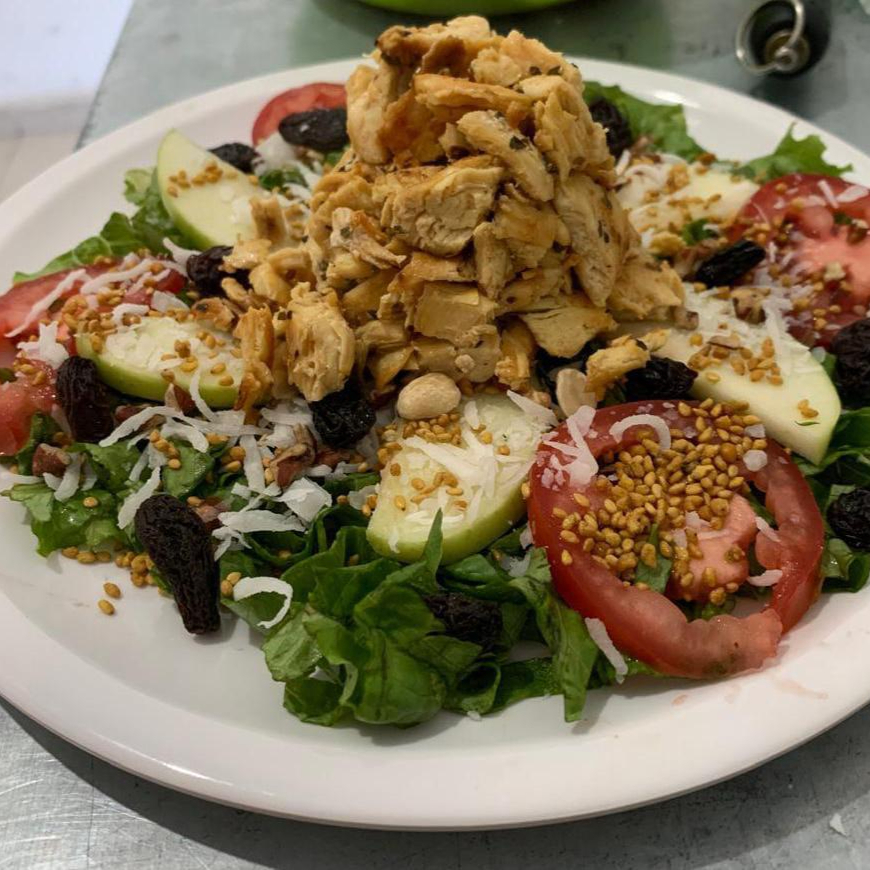 ENSALADA LA PALMA CON PECHUGA ASADA
