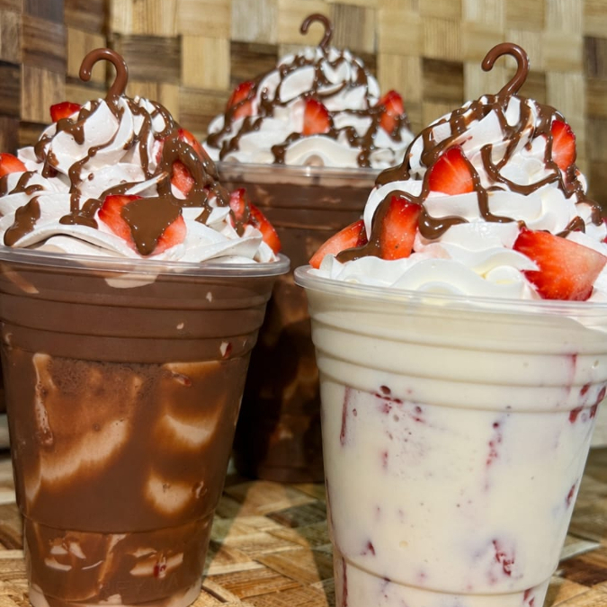 Fresas con Crema y Nutella mediana 12 oz 🍓🍫