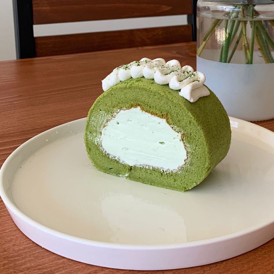 Swiss cake roll matcha