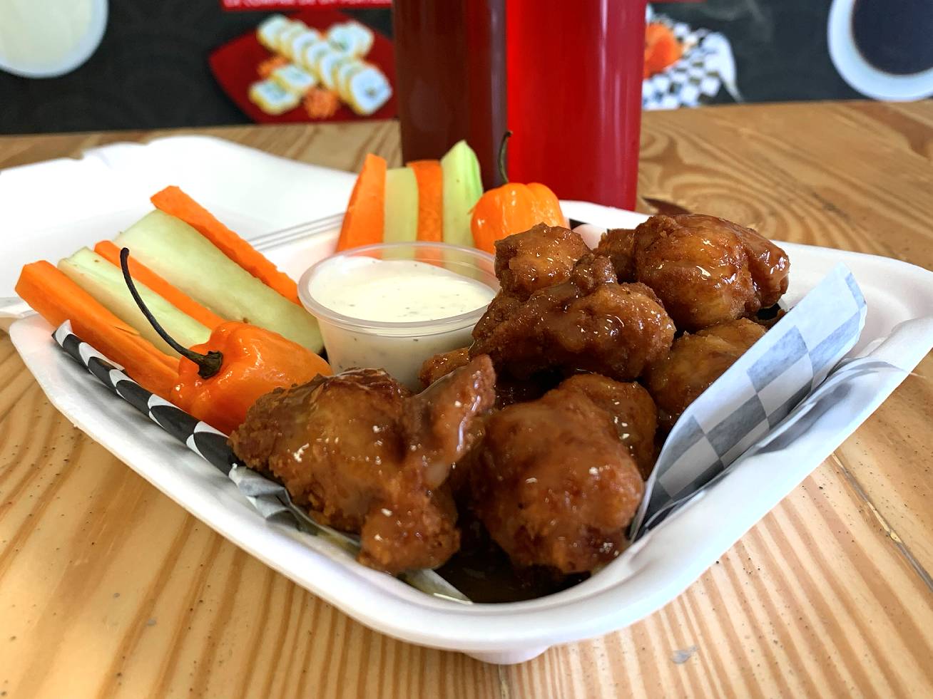 Boneless Chicos
