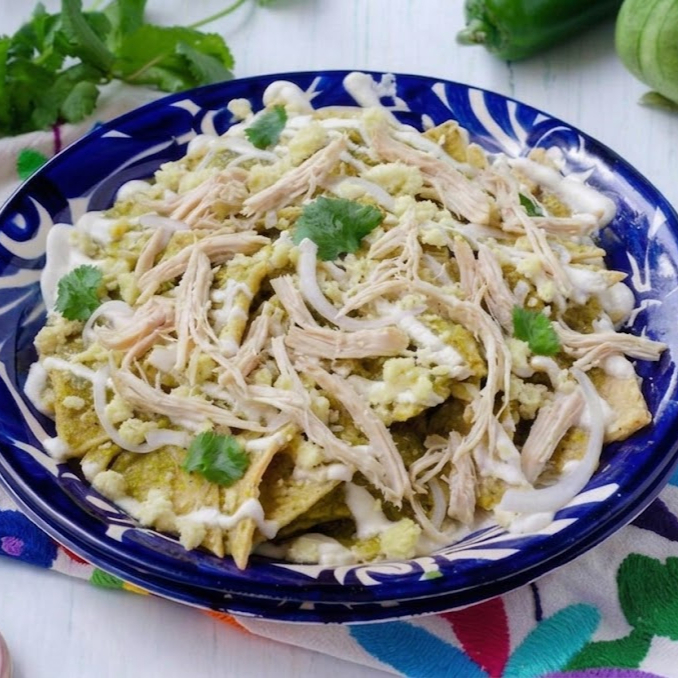 Chilaquiles Verdes con Pollo