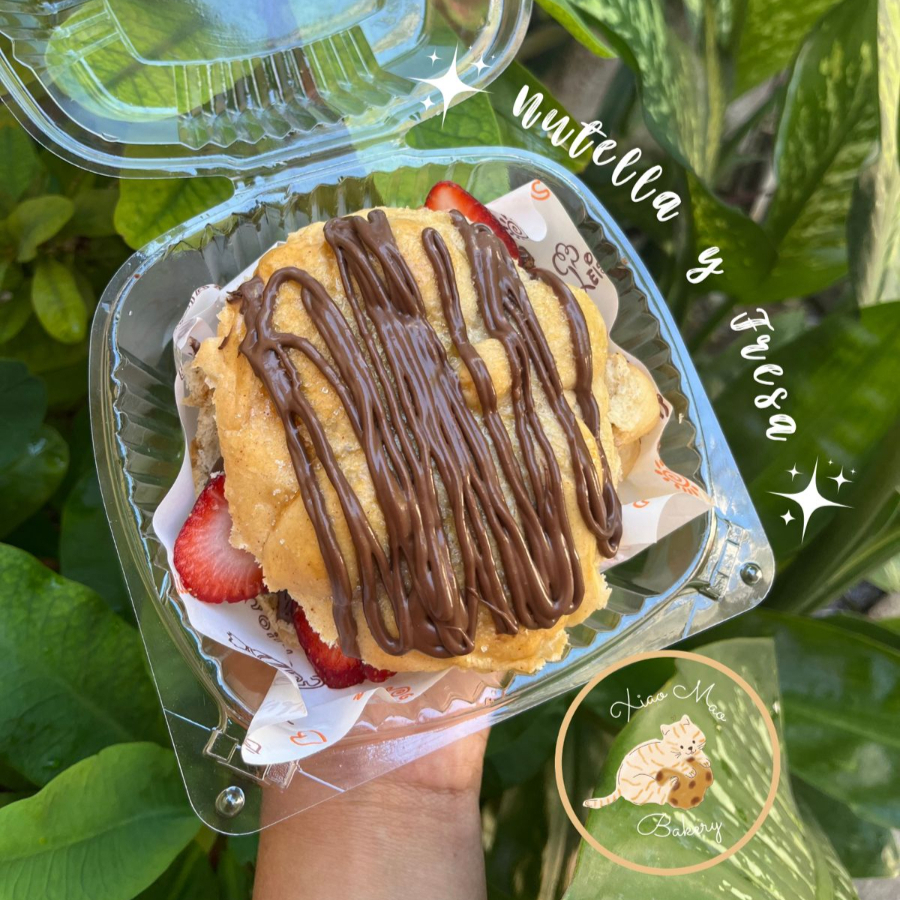 Pan de Muerto Relleno de FRESAS y NUTELLA