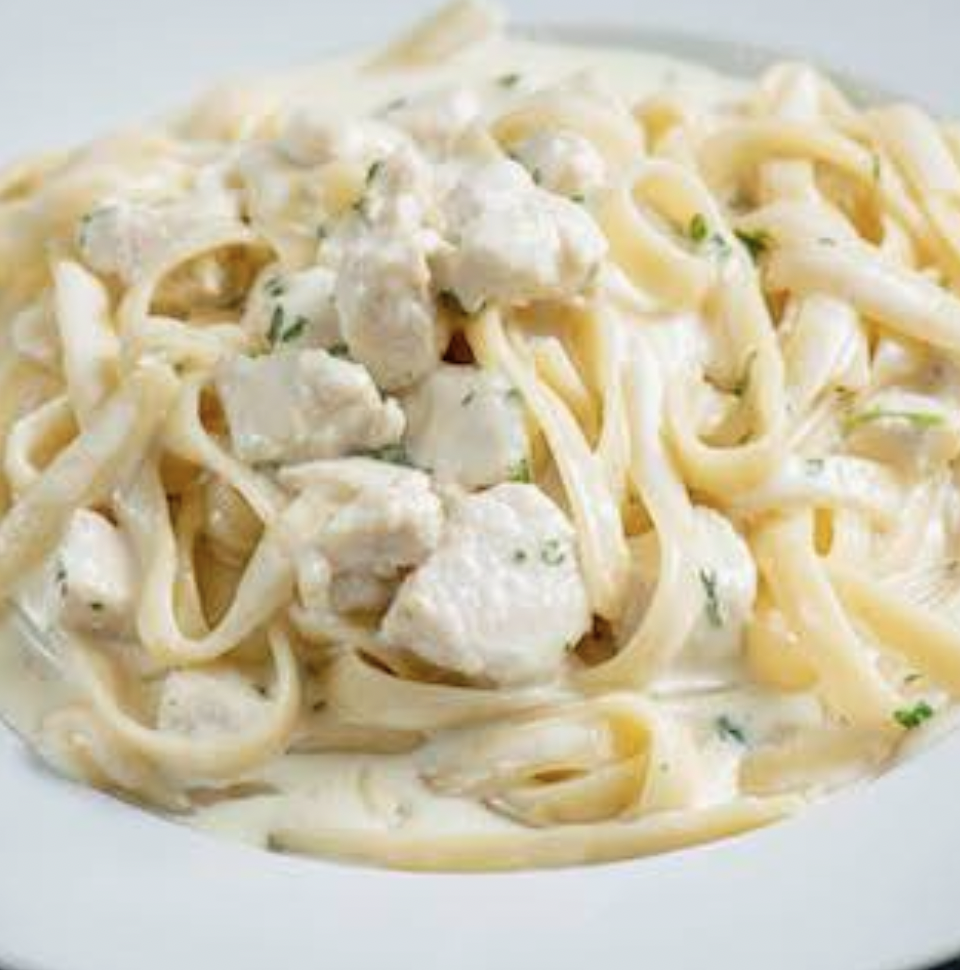 Pasta alfredo.