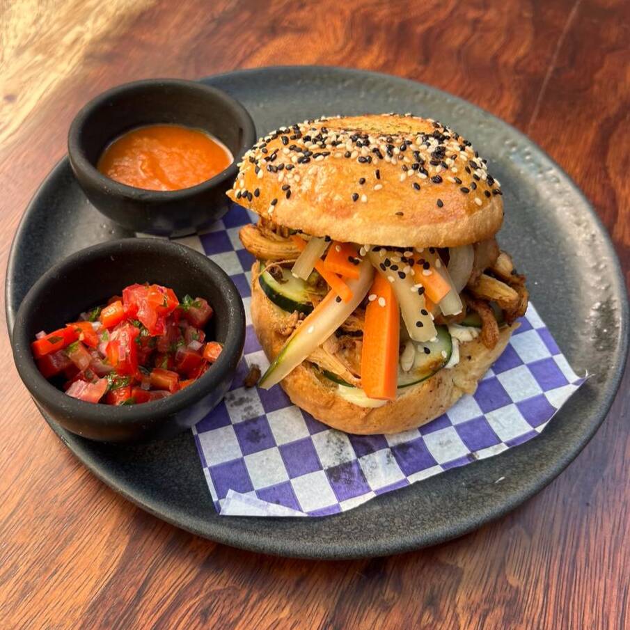 Sándwich de Pollo Filipino