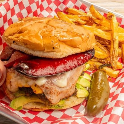 SALCHI BURGUER