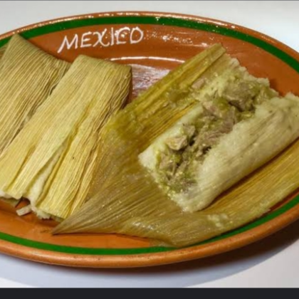 Tamal De Verde Con Carne De Puerco