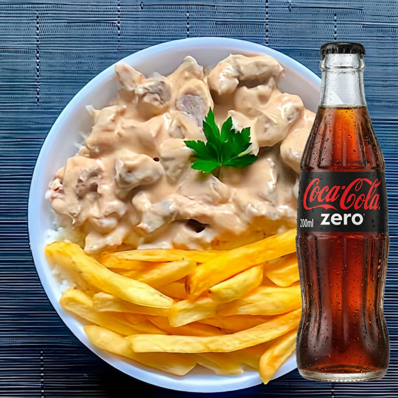 Marmita Strogonoff com cubos de frango ao molho tradicional (catchup, mostarda e creme de leite). Acompanha arroz e batata Frita Marmita quentinha, Marmita para uma pessoa de 450g.