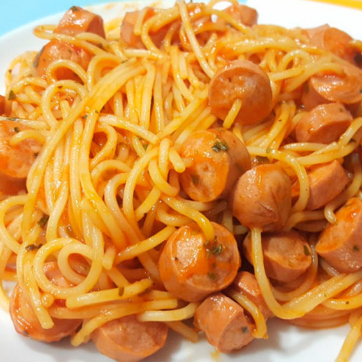 Spaggueti con Salchicha