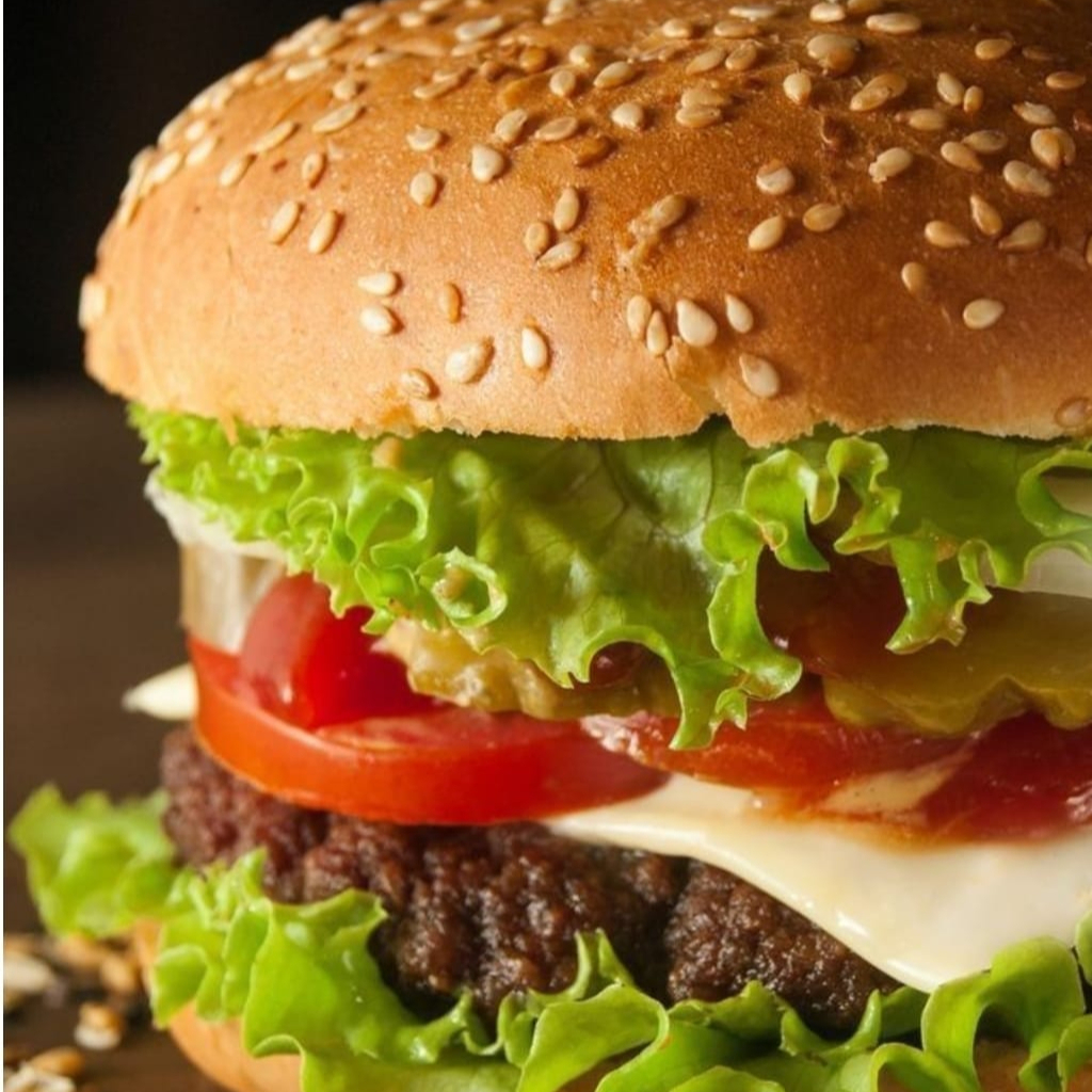 HAMBURGUEZA DE RES 150 GRAMOS CASERA