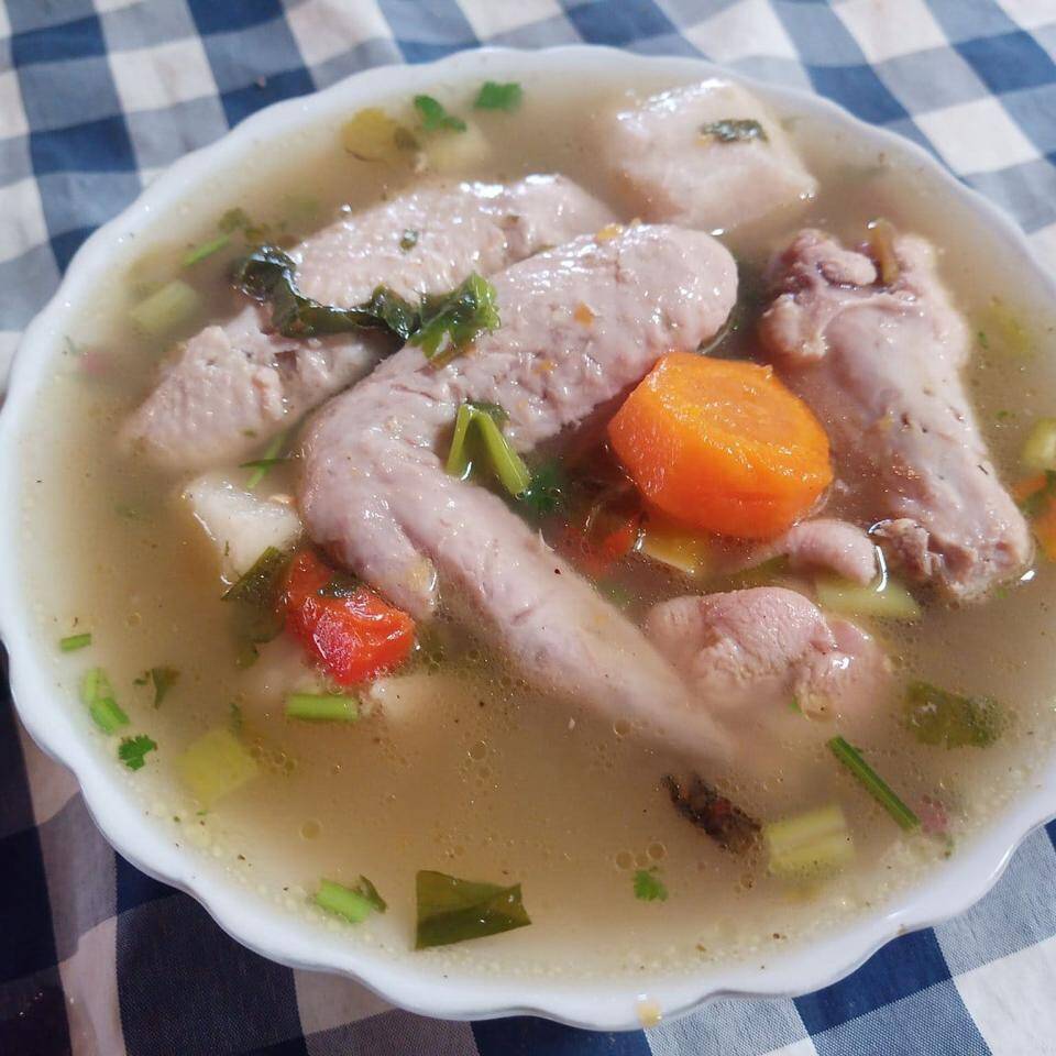 Caldo de Gallina (Alas)