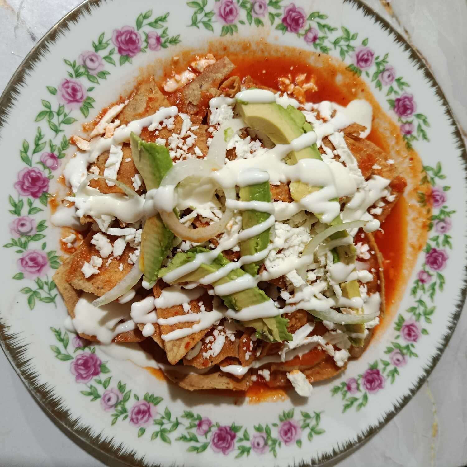 CHILAQUILES ROJO