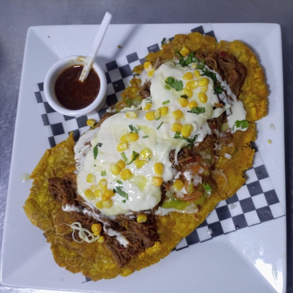 Patacón de Birria