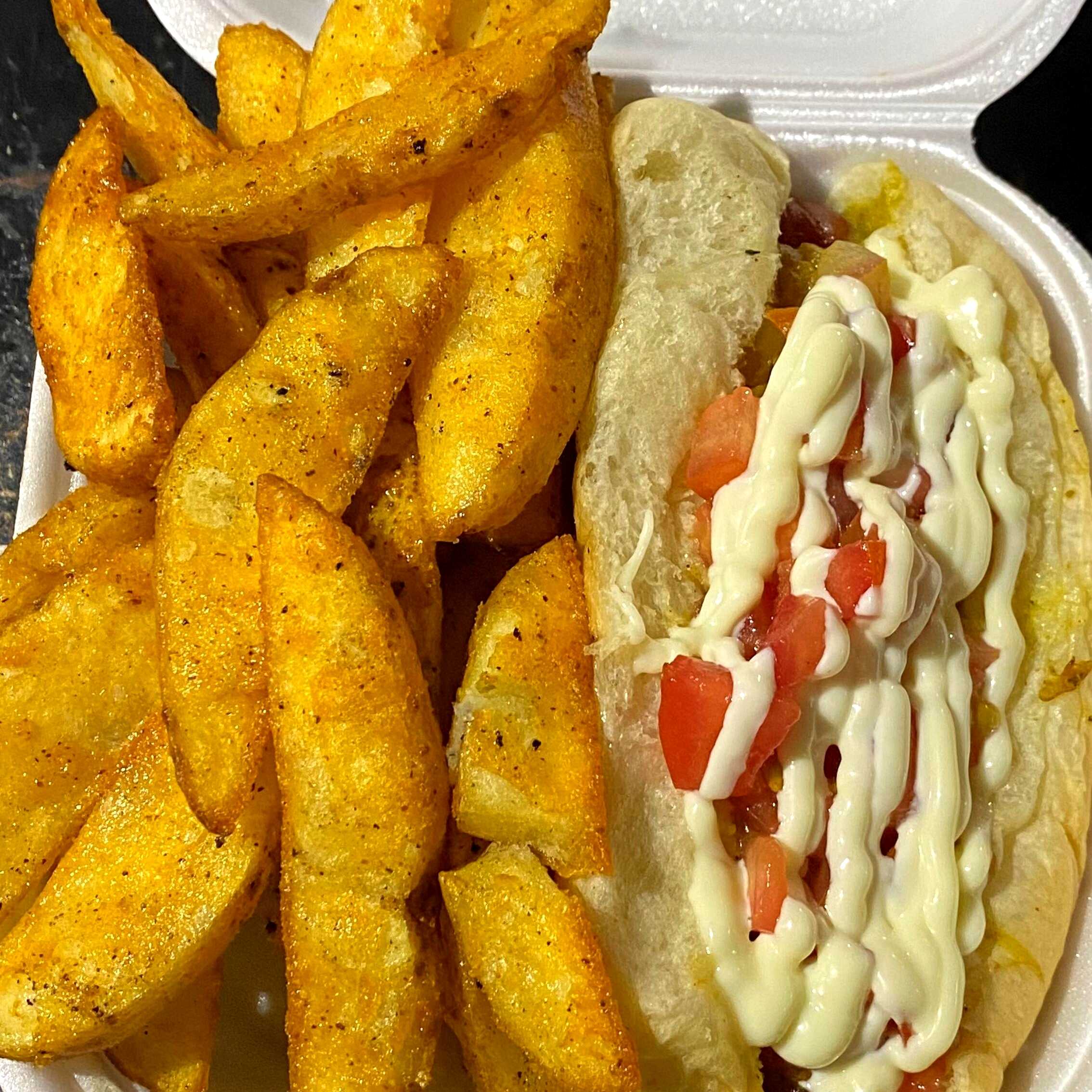 Hot Dog con Papas Sazonadas