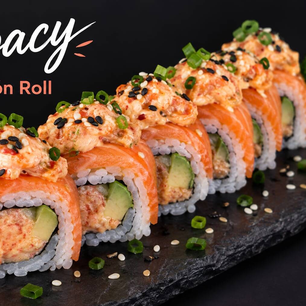 Spicy salmón roll.