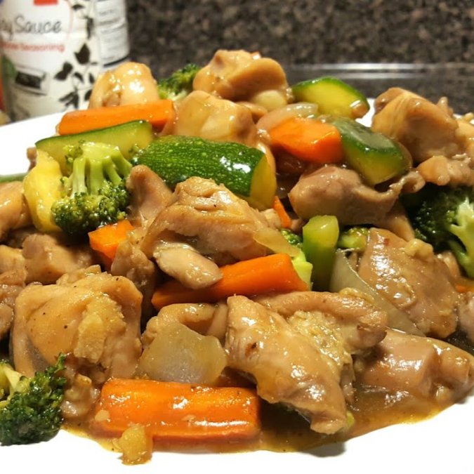 Pollo con Verduras Oriental