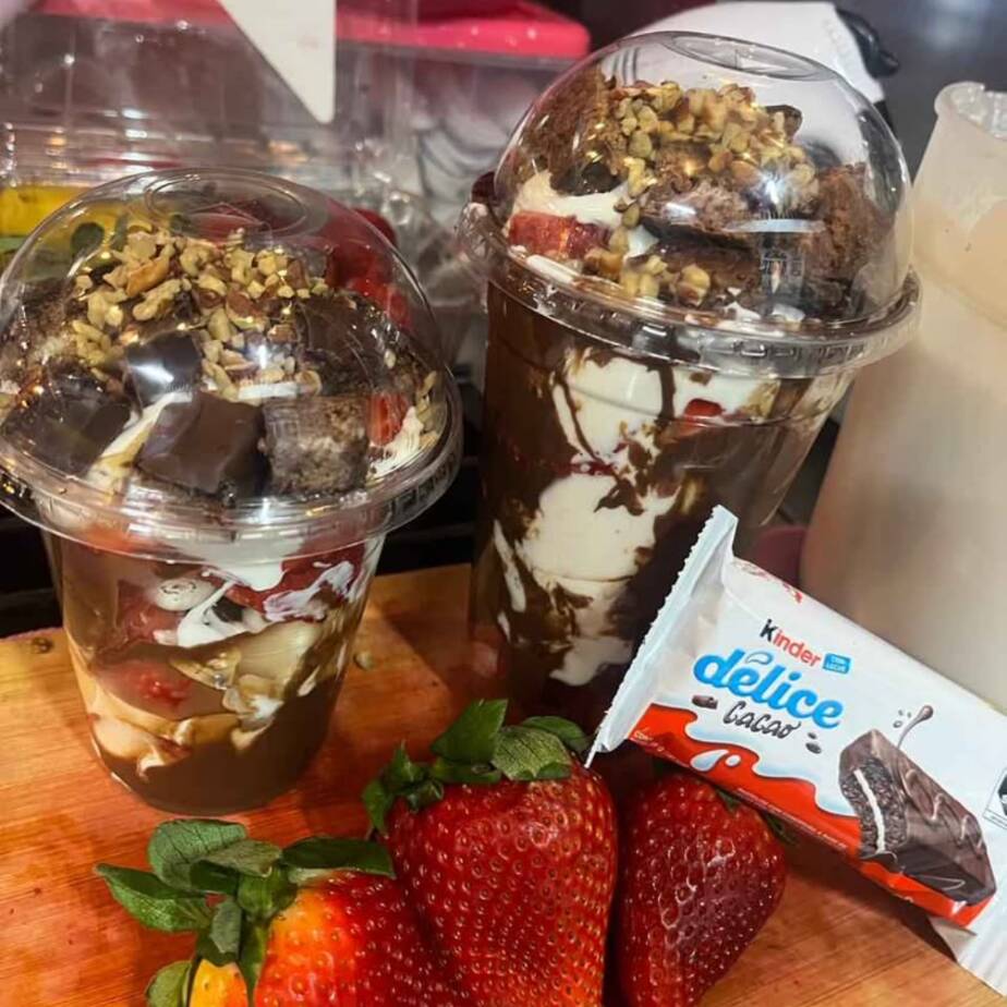 Fresas Con Crema Kinder Delice