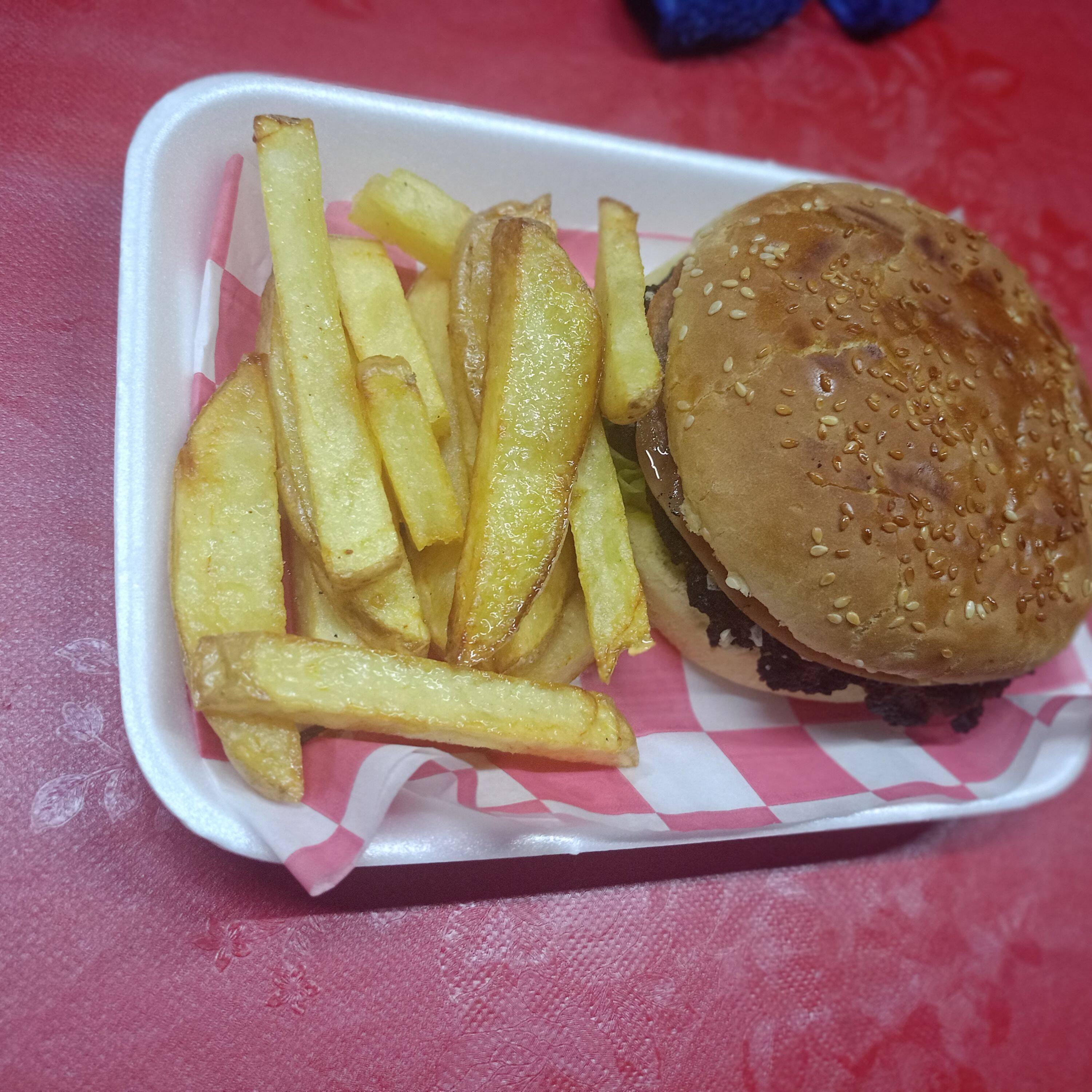 Hamburguesa c/papas.