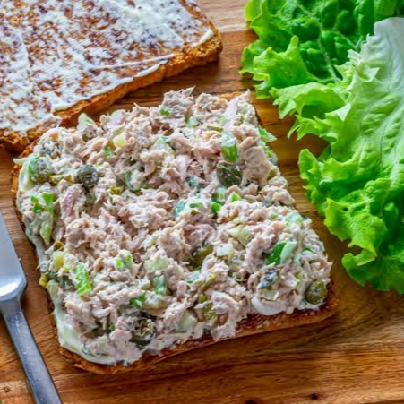 Sándwich Atún con Vegetales