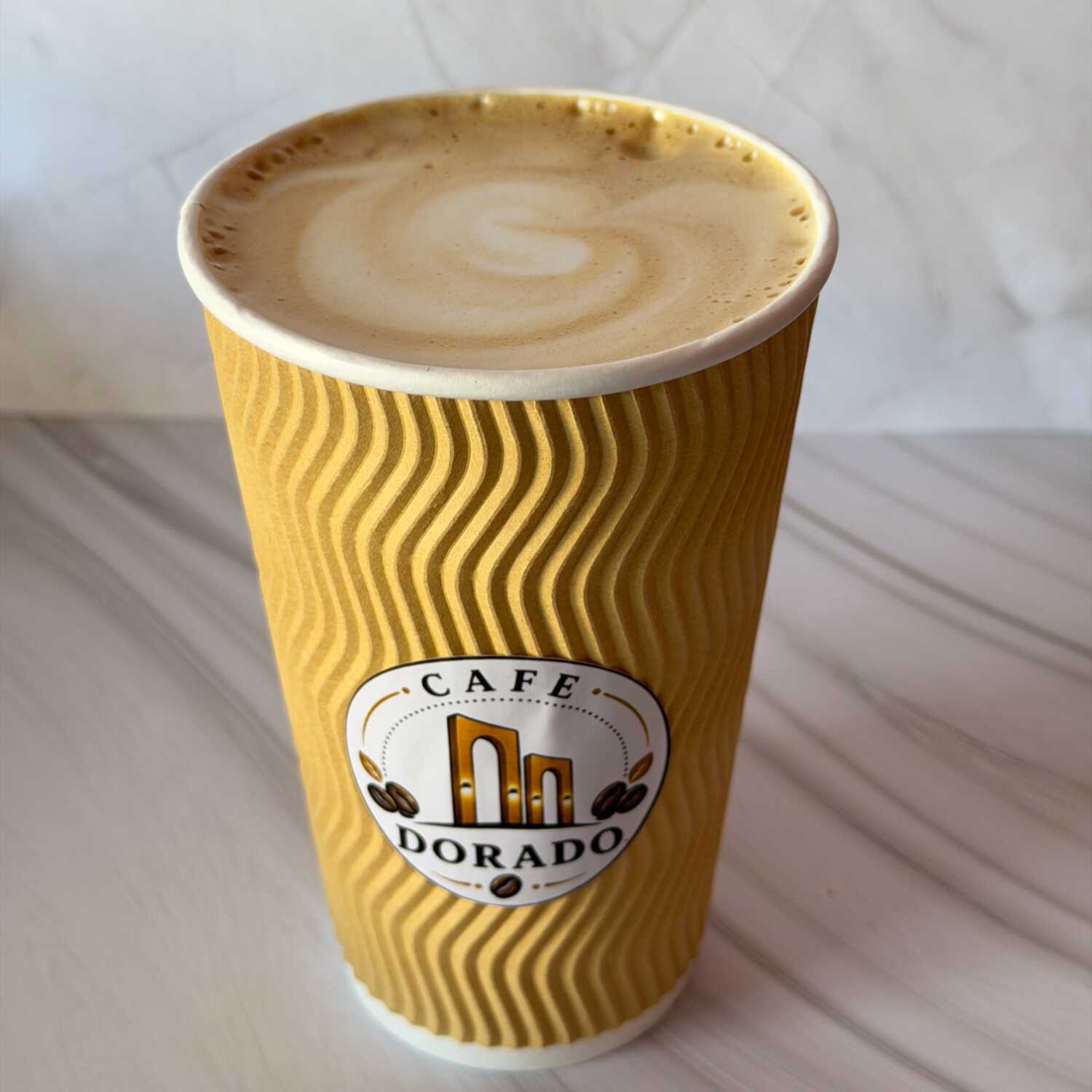 Cafe Latte Clásico Caliente 12 Oz