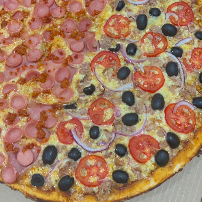 Atún y Aceitunas. Pizza Mediana 35cm