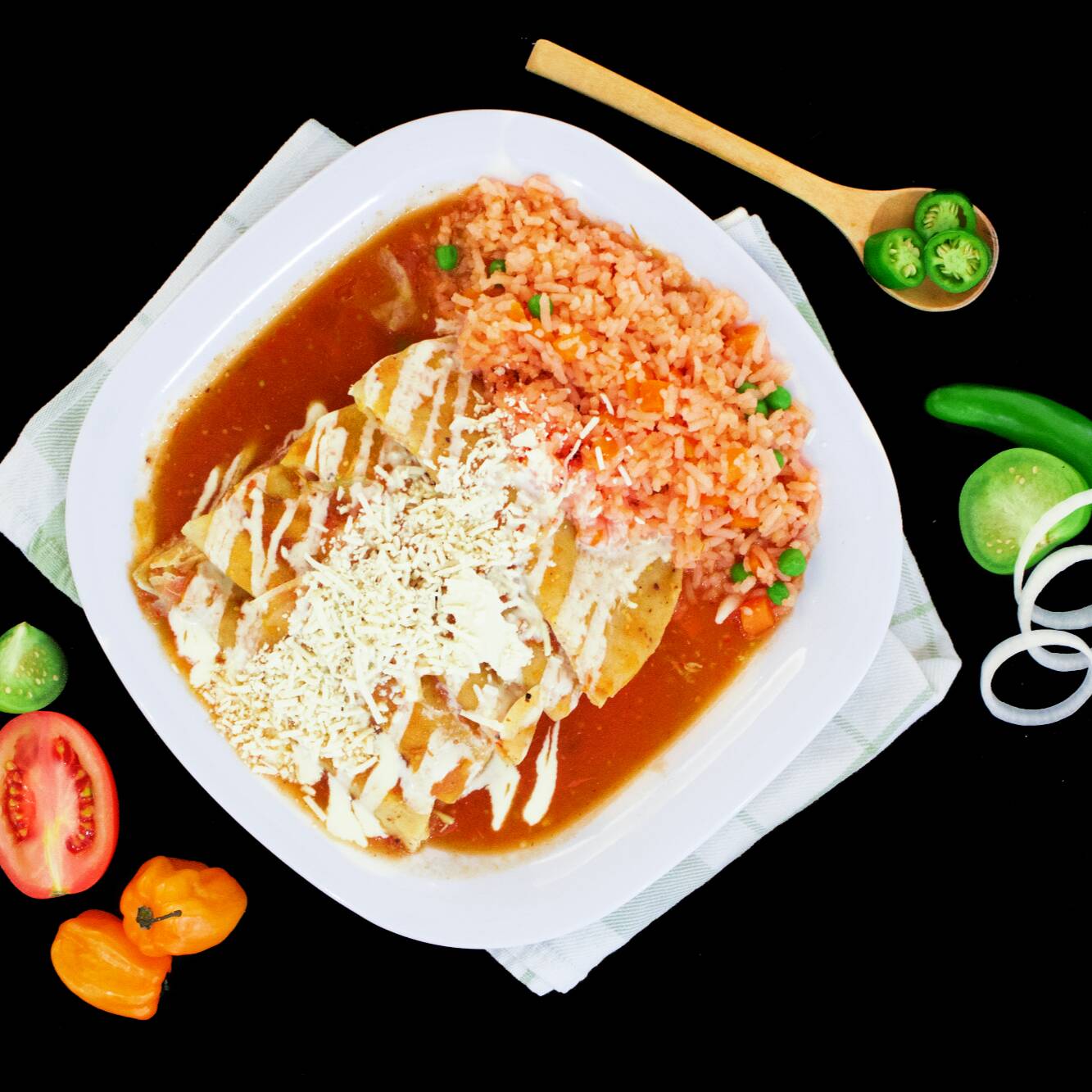 Enjitomatadas