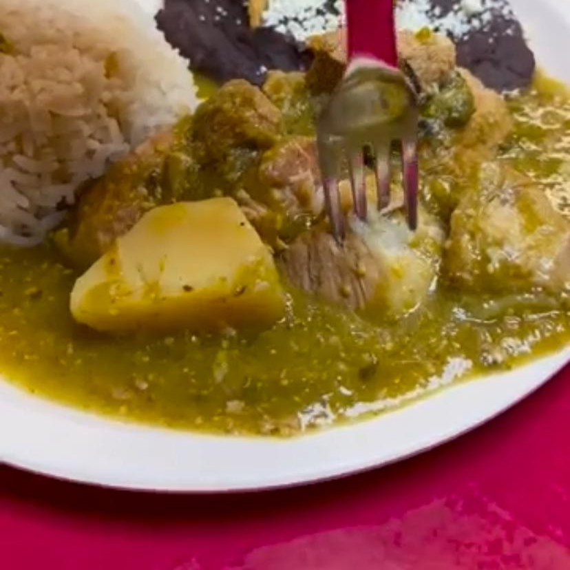 CERDO EN SALSA VERDE