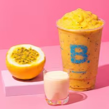 Manga, maracujá, leite fermentado e leite condensado. *500ml