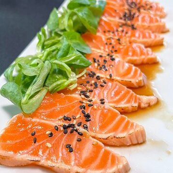 Tataki De Salmon