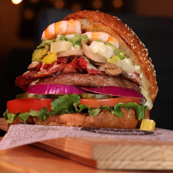 Hamburguesa Grande Monster Master