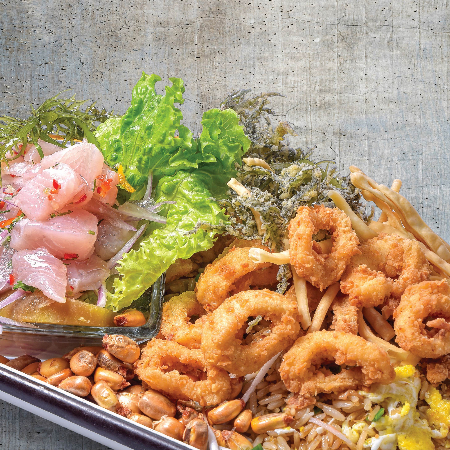 Ceviche, Arroz Chaufa y Chicharrón de Calamar
