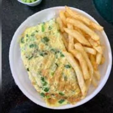 Arroz, feijao, batata frita e omelete