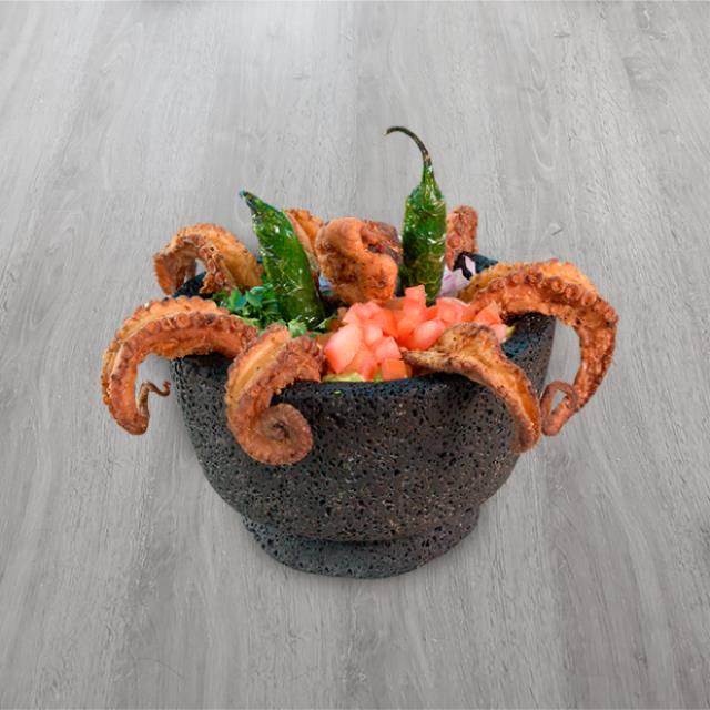 Molcajete de Chicharrón de Pulpo