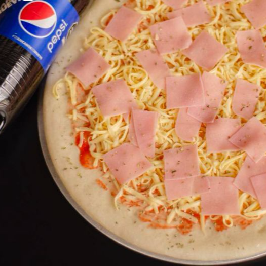 Pizza Familiar + Pan Ajo + Pepsi 1 Litro