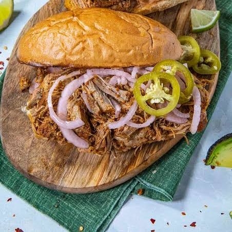 Torta de cochinita