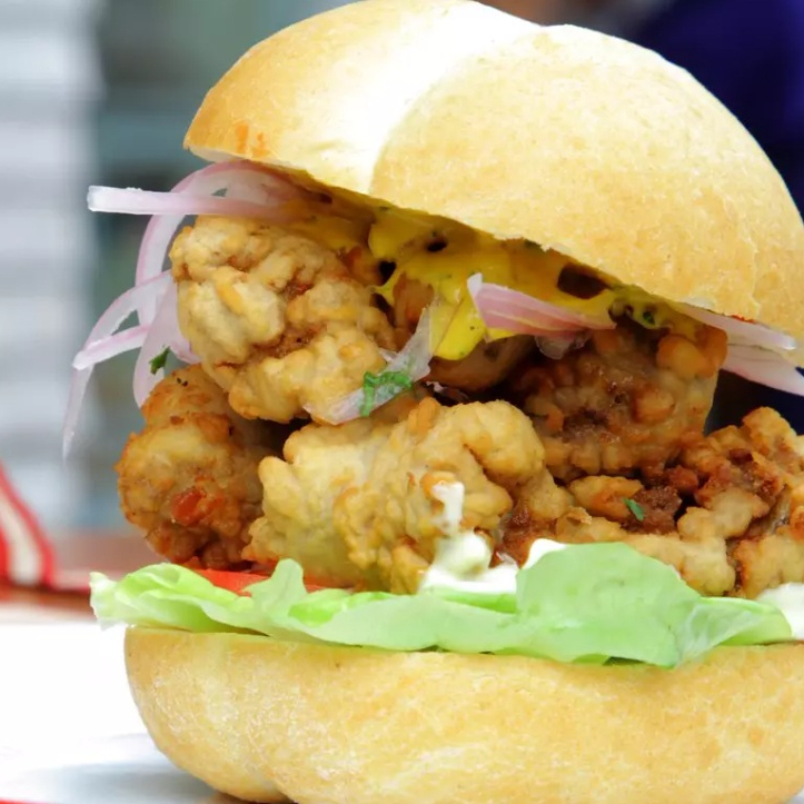 Pan con Huevera Frita