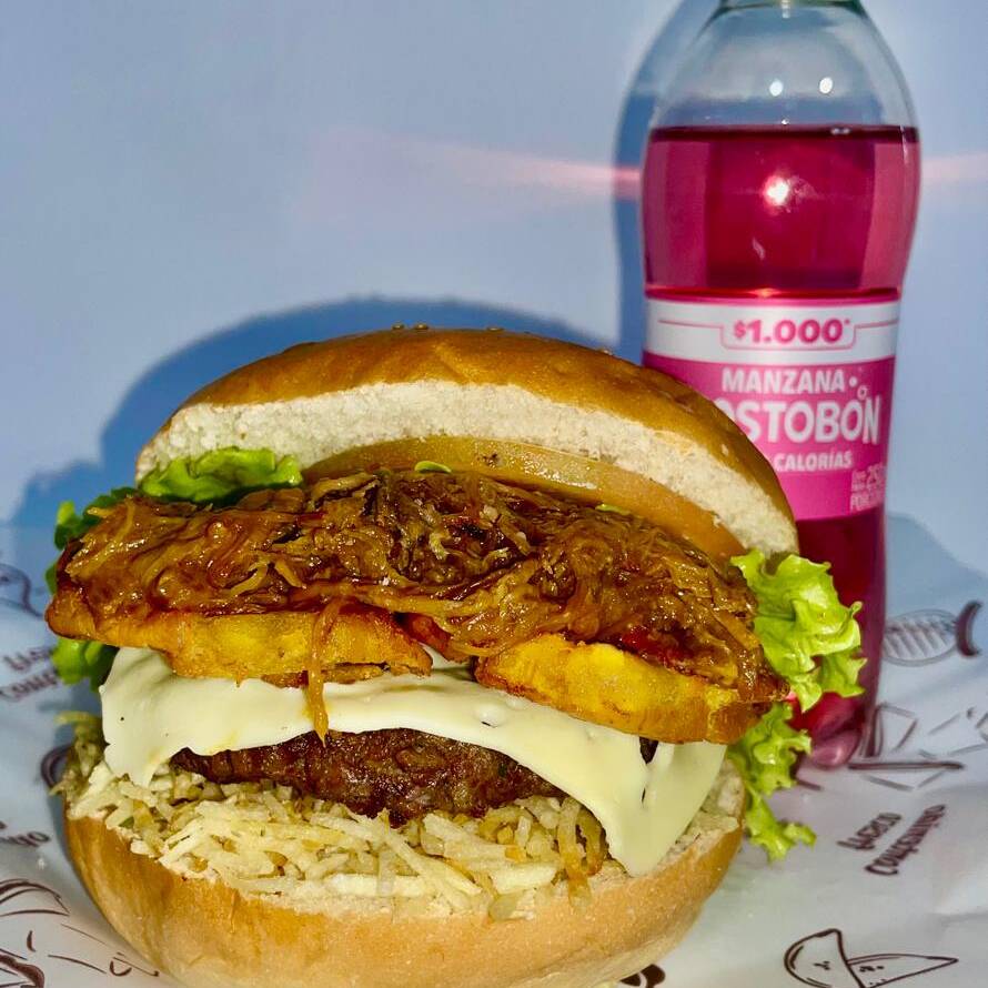 Hamburguesa Criolla de Carne mas Gaseosa 250 Ml