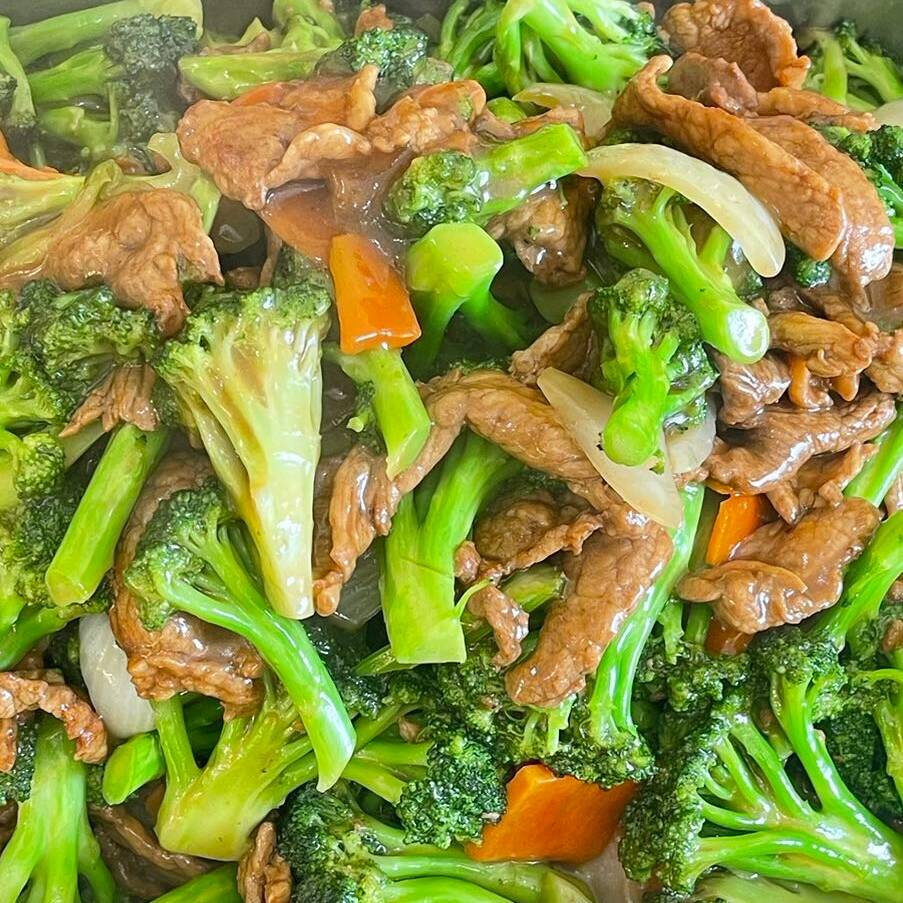 Un Guiso con Arroz o Espagueti (Chico)