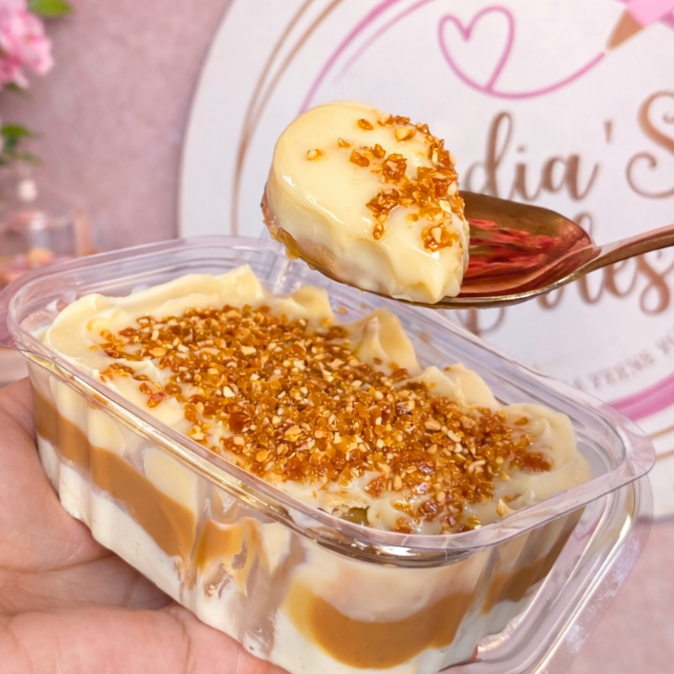 Pavê Crocante um maravilhoso doce que da água na boca. Mousse de Ninho, doce de leite Caseiro de artesanal, brigadeiro de chocolate branco e muito amendoim crocante. Você vai querer mais. ---------------tags------------------- Pave crocante, pave, tortas, limao, oreo, cookie , Copo de felicidade, choco morango, copao , delicia, chocolate, galak, morango, sobremesa, doces, ferrero rocher , Ouro Branco, brownie, Kinder bueno, doce de leite, Ninho com morango,Ninho com Nutella, ofertas, desconto, entrega rapida, cupons, entrega gratis