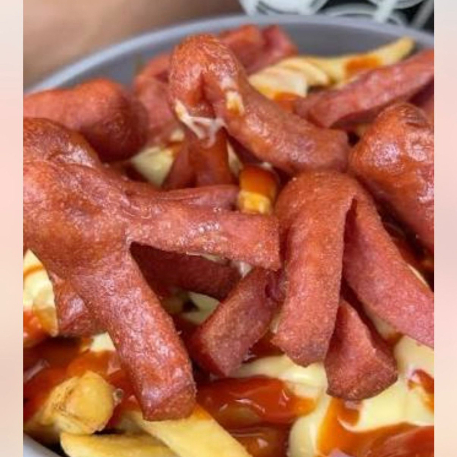 Salchipapas