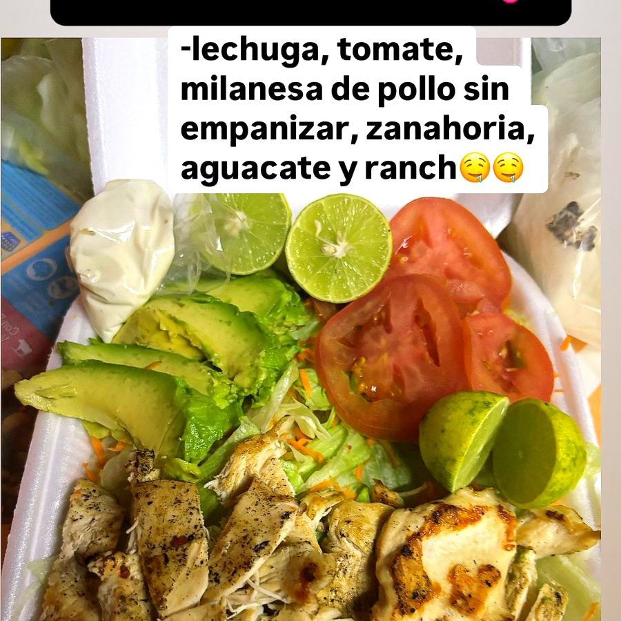 Ensalda con Tiras de Pechuga de Pollo