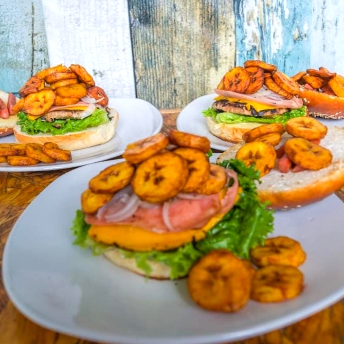 HAMBURGUESA PLATANOS MACHOS