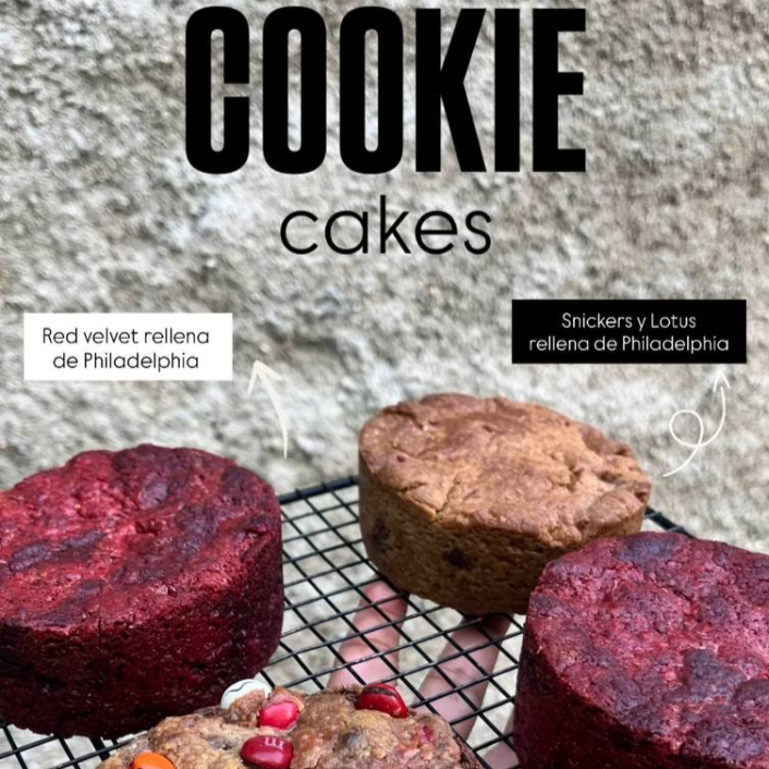 Cookie cakes red velvet