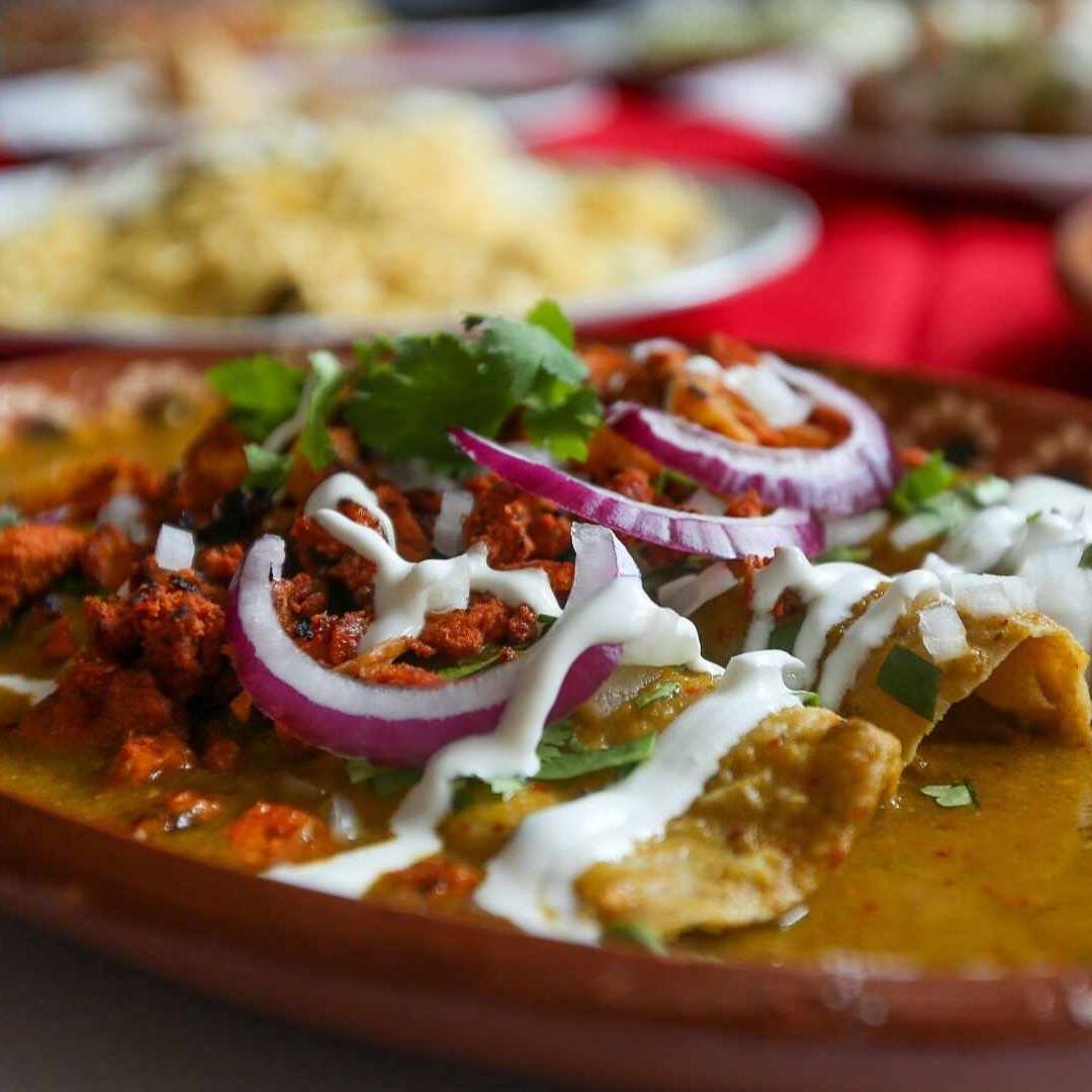 Enchiladas Verdes con Carne Enchilada