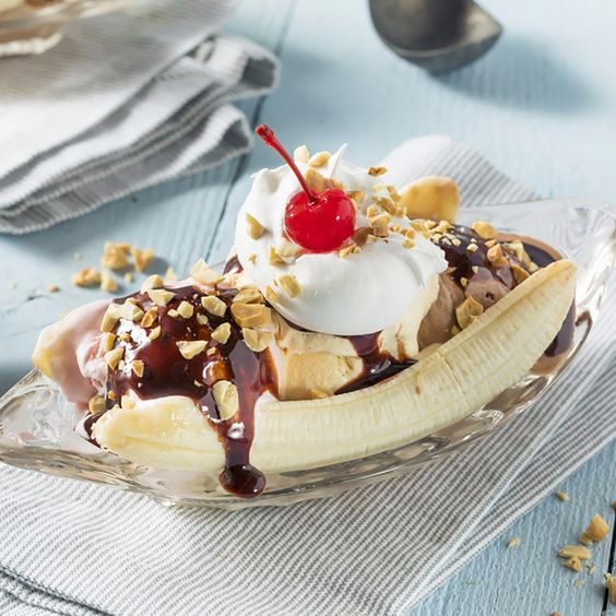 Banana Split+ Brownie con helado