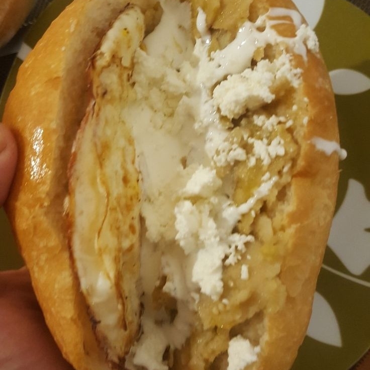 MichiTorta de chilaquiles suizos