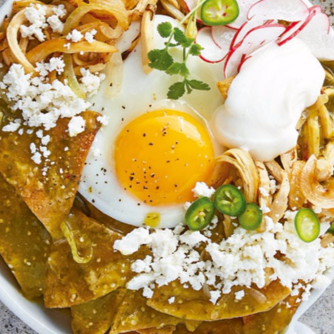 Chilaquiles con Huevo Estrellado