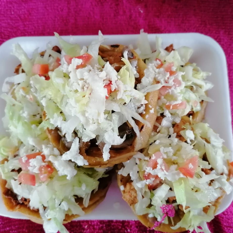 Orden Sopes 4 piezas